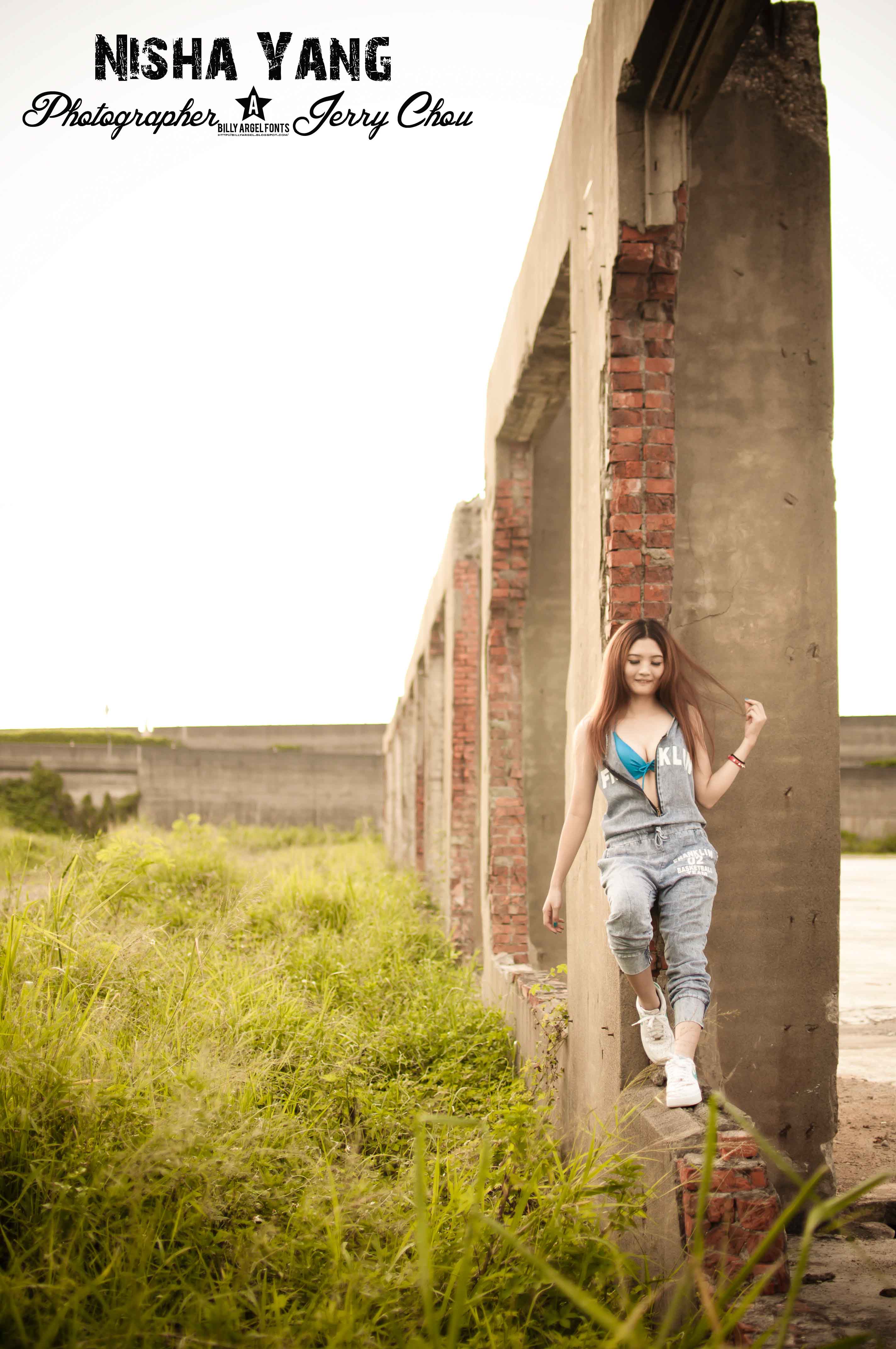 http://i.dcview.tw/gallery/201310/70917edc810c7d5c34ce8fe0f914b468.jpg