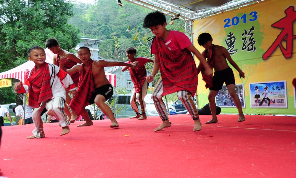 http://i.dcview.tw/gallery/201310/7d9c4464a539322720093d3a6e6b1fb5.jpg