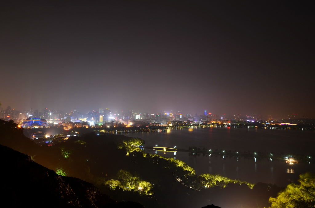 http://i.dcview.tw/gallery/201310/902bb25537d1a8602ffd53945b452b90.jpg