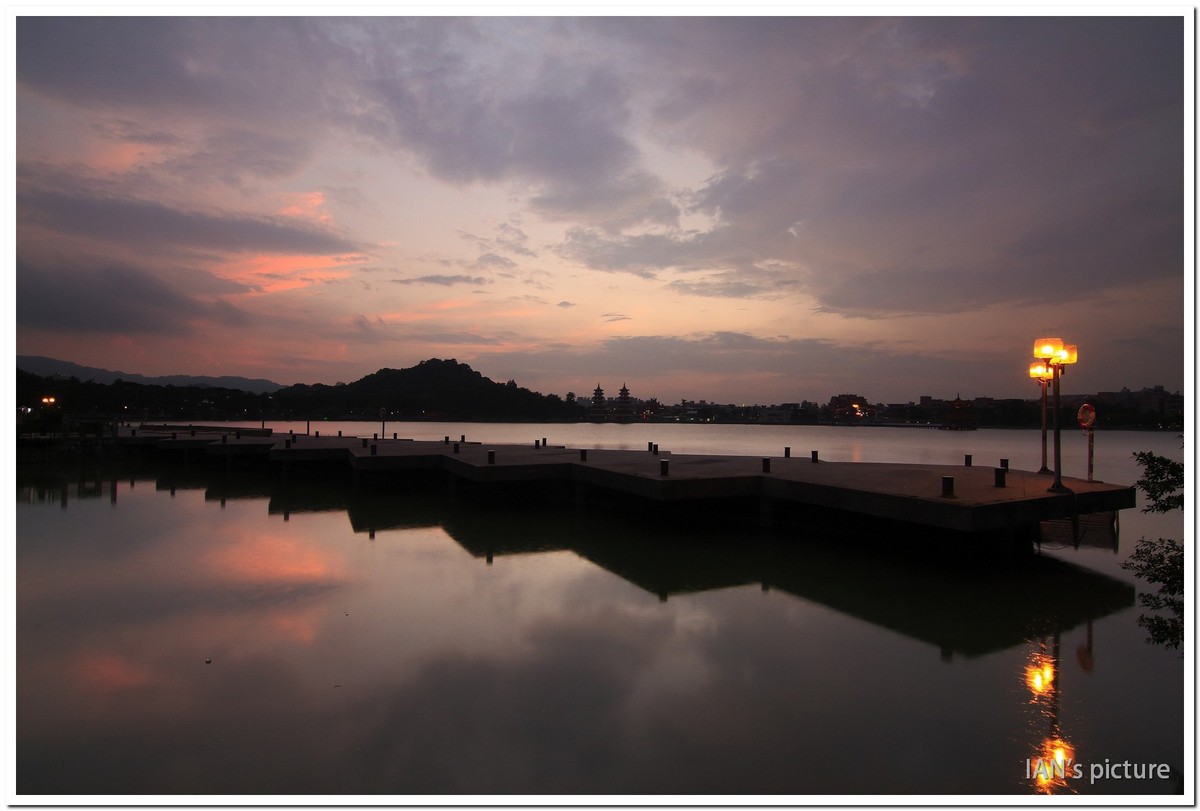 http://i.dcview.tw/gallery/201310/98fea6e2e7aed606e1631ab7513cee74.jpg