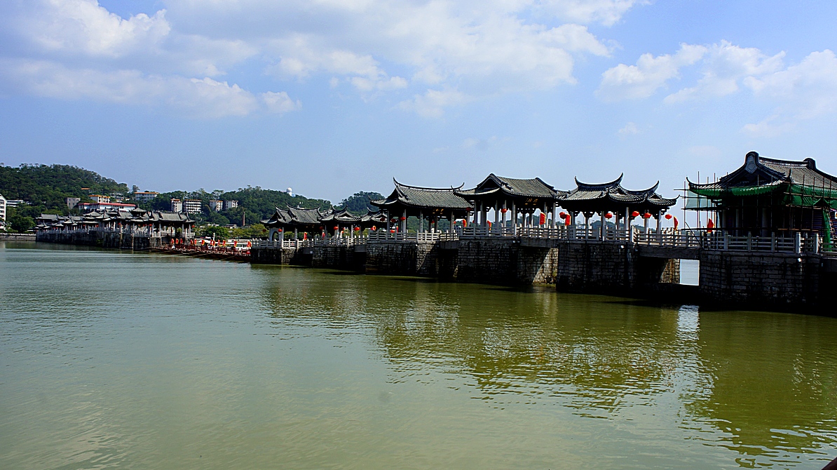 http://i.dcview.tw/gallery/201310/bbe957a55729975c5f598381d205d1c4.jpg