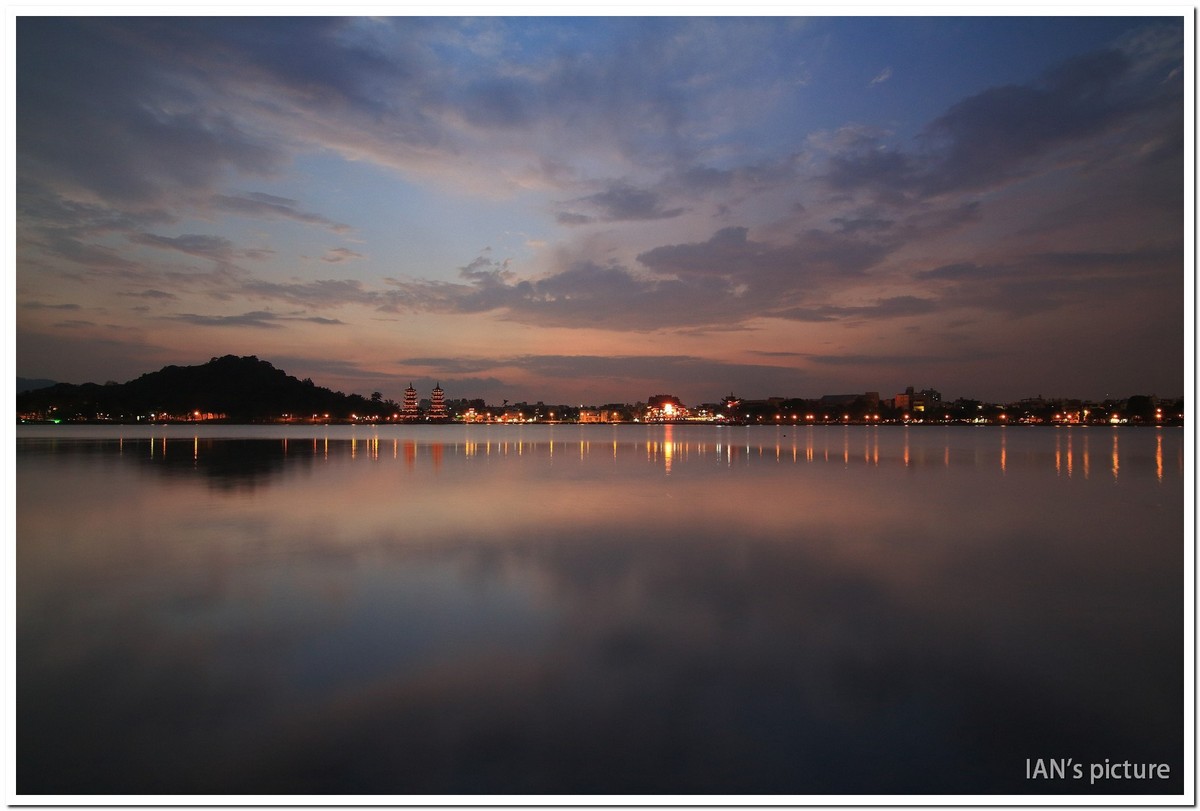 http://i.dcview.tw/gallery/201310/e6953a7bc882d91415afe29fa10b2ed1.jpg