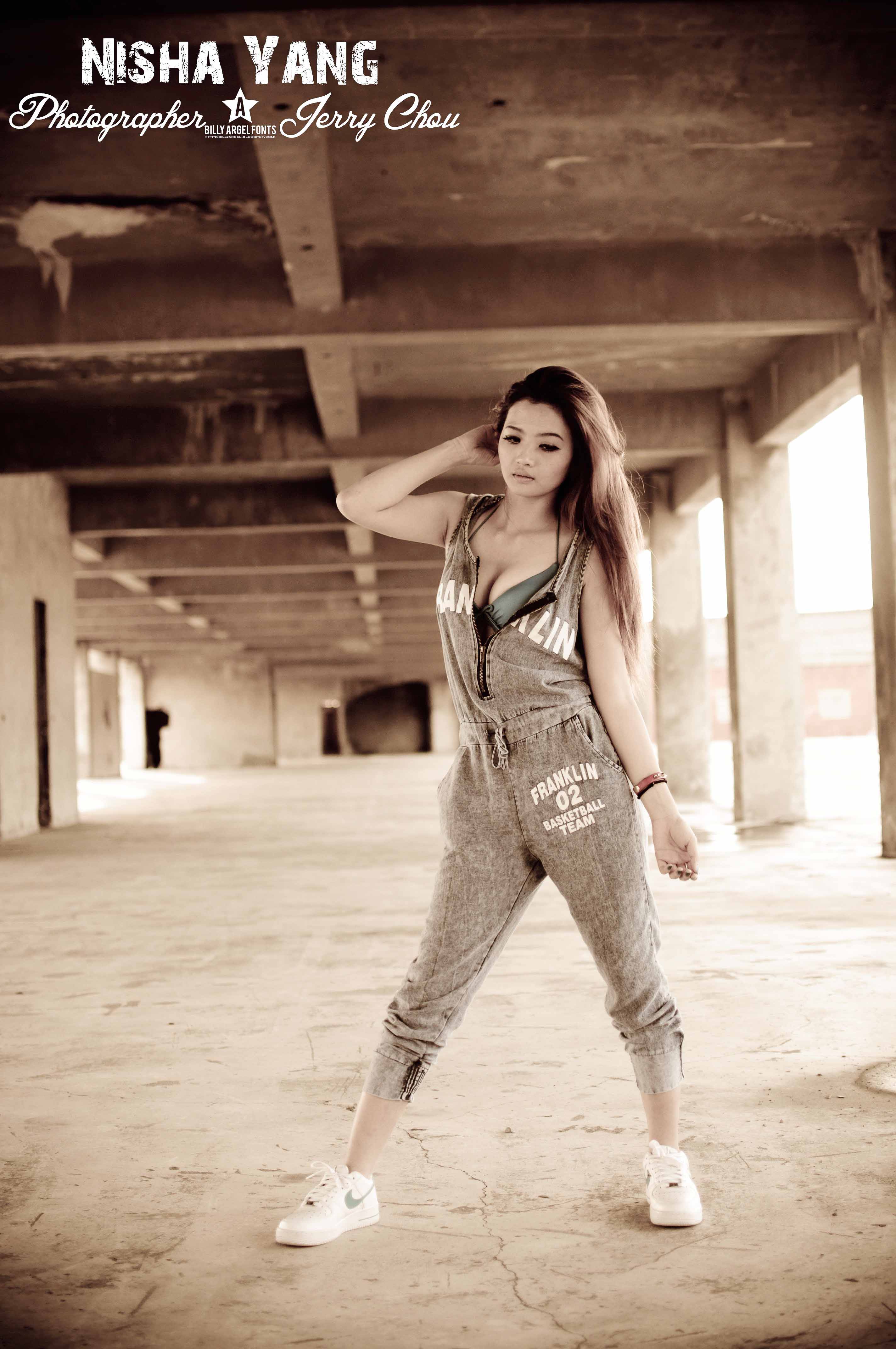 http://i.dcview.tw/gallery/201310/ef2d9ae628ae8b07505e45a4e2b76667.jpg