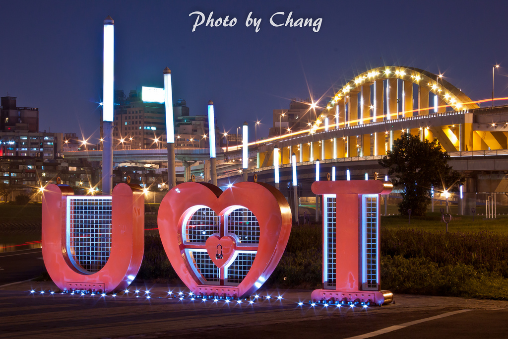 http://i.dcview.tw/gallery/201311/024251cdc70942245688d6afadf3885c.jpg
