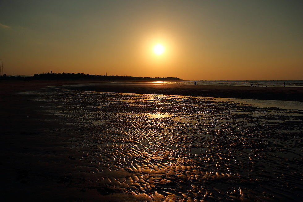 http://i.dcview.tw/gallery/201311/1b6a68a62288b3c963a05ea31230e9e7.jpg