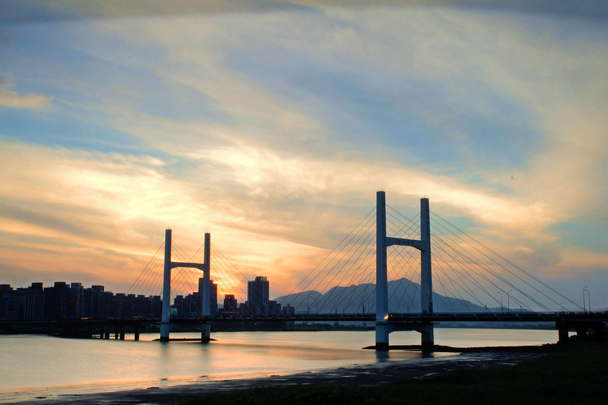 http://i.dcview.tw/gallery/201311/24d3866149e5b3c1284e426af87a514a.jpg