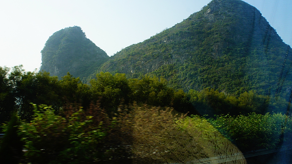 http://i.dcview.tw/gallery/201311/29e1031f5ee8d0a926bf1ff71df420fe.jpg