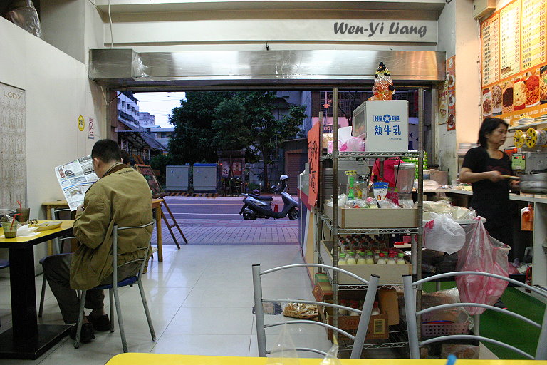 http://i.dcview.tw/gallery/201311/3ad7960164d80ac34889648552e651ff.jpg