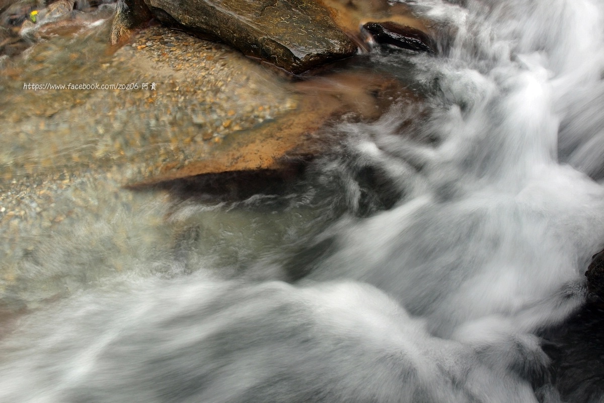 http://i.dcview.tw/gallery/201311/4f043b622fc22d0e7e040d18545219ff.jpg