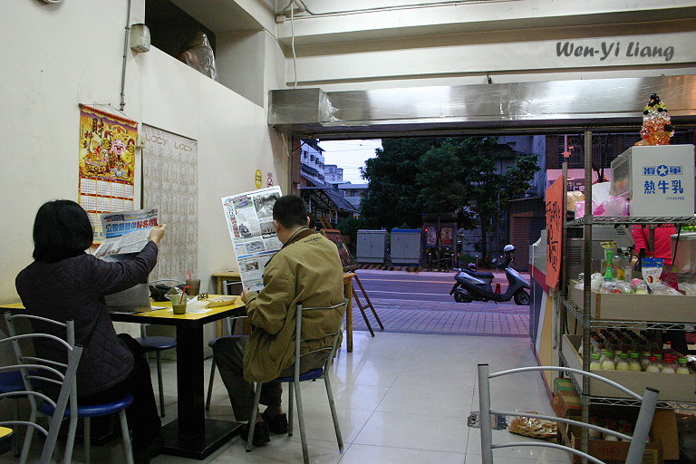 http://i.dcview.tw/gallery/201311/75ff51a9d51202e13b1ac60e361020fb.jpg