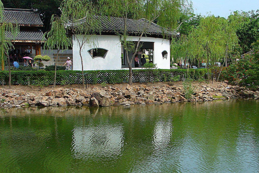 http://i.dcview.tw/gallery/201311/85aadd76db00438619bdd6fcbbc128f2.jpg