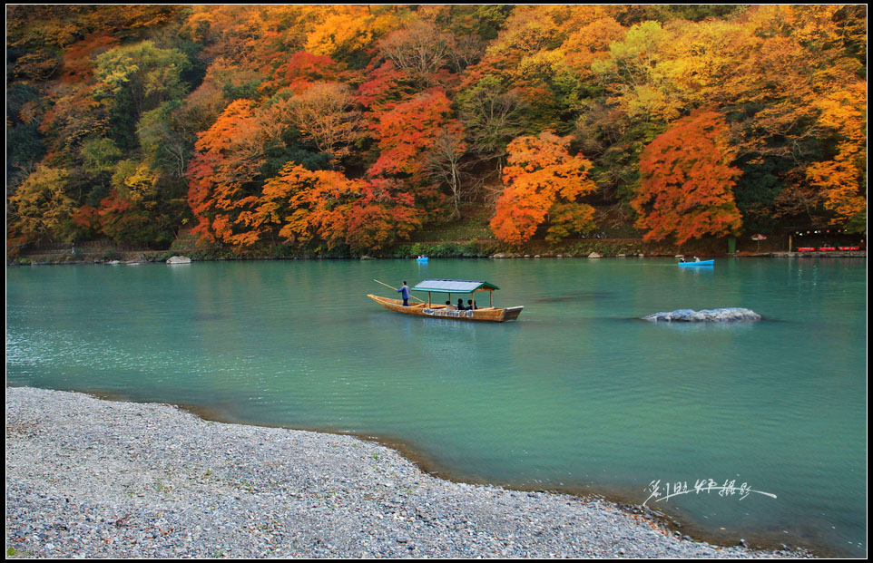http://i.dcview.tw/gallery/201311/944490e5d9f6fd438d5cb63dd3eec975.jpg