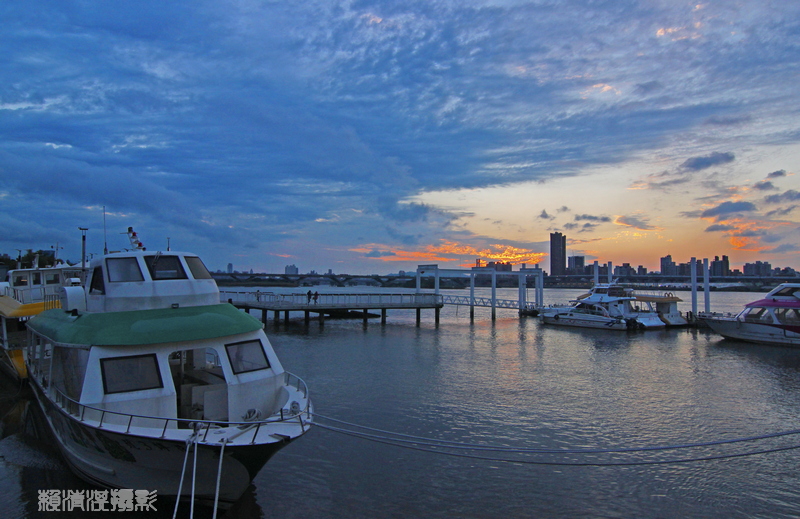 http://i.dcview.tw/gallery/201311/d4fbb866ce895b6f9ce54b90660eaad0.jpg