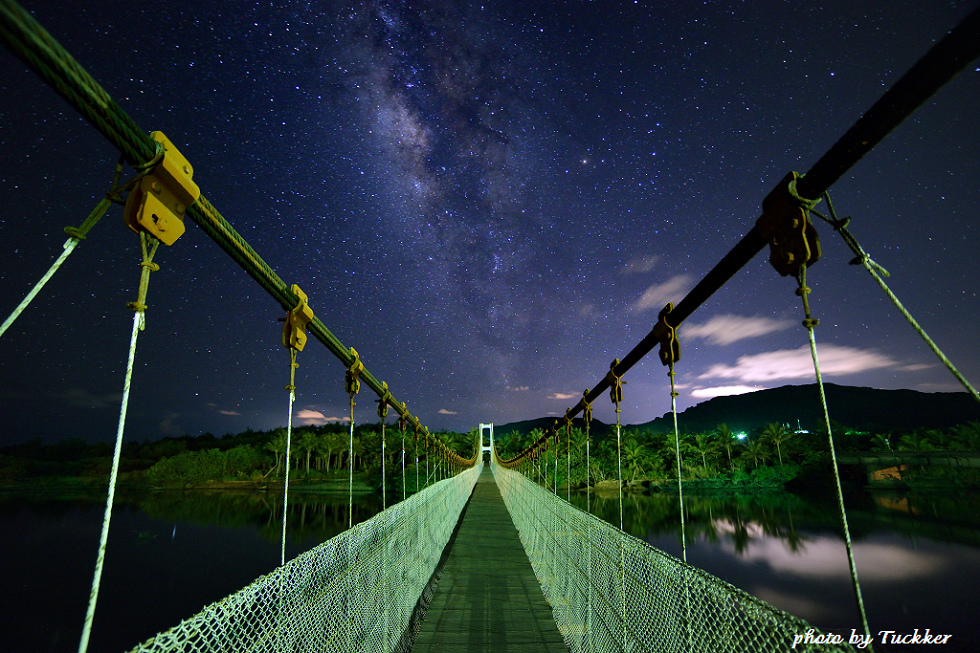 http://i.dcview.tw/gallery/201311/dca8adc4b37a754794e9a0a372e9594b.jpg