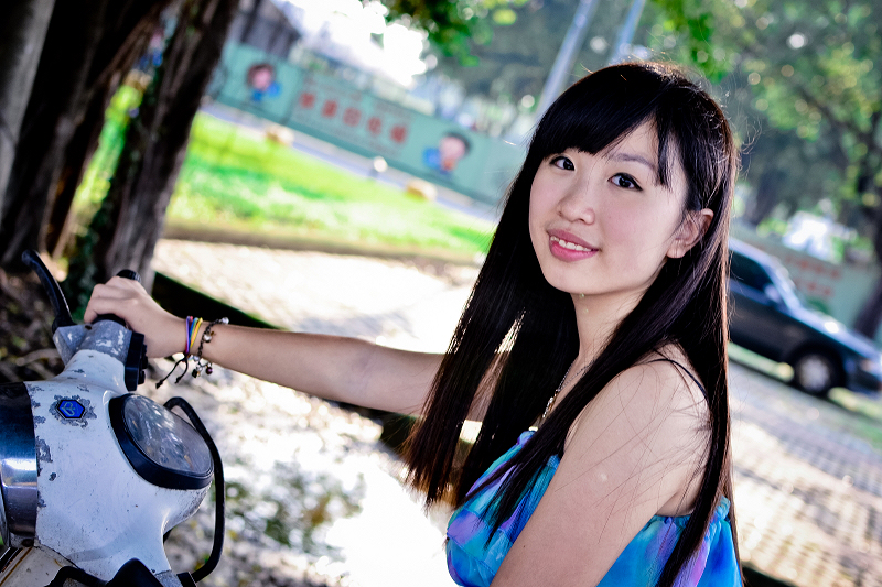 http://i.dcview.tw/gallery/201311/fd84bf8fa97b10bb8667483734e90a94.jpg