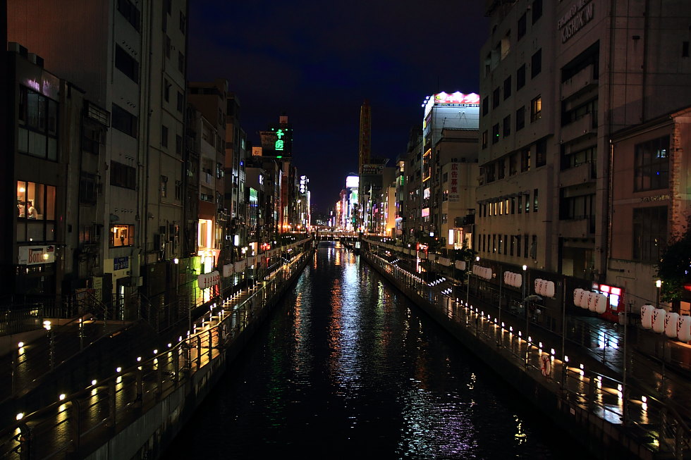 http://i.dcview.tw/gallery/201312/01c8c3939c52bd683b5daf211c17b26a.jpg