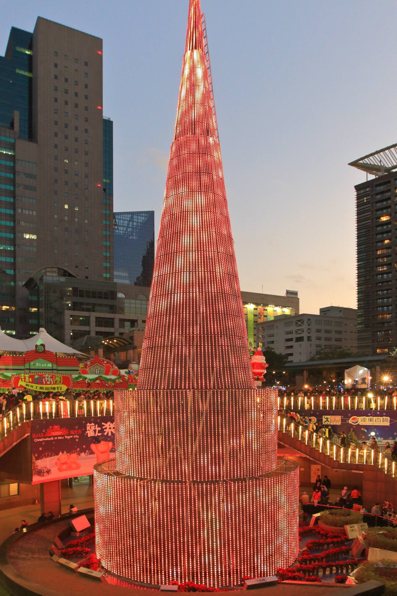 http://i.dcview.tw/gallery/201312/41f192e8fe6ed621ff9573b2c164e625.jpg