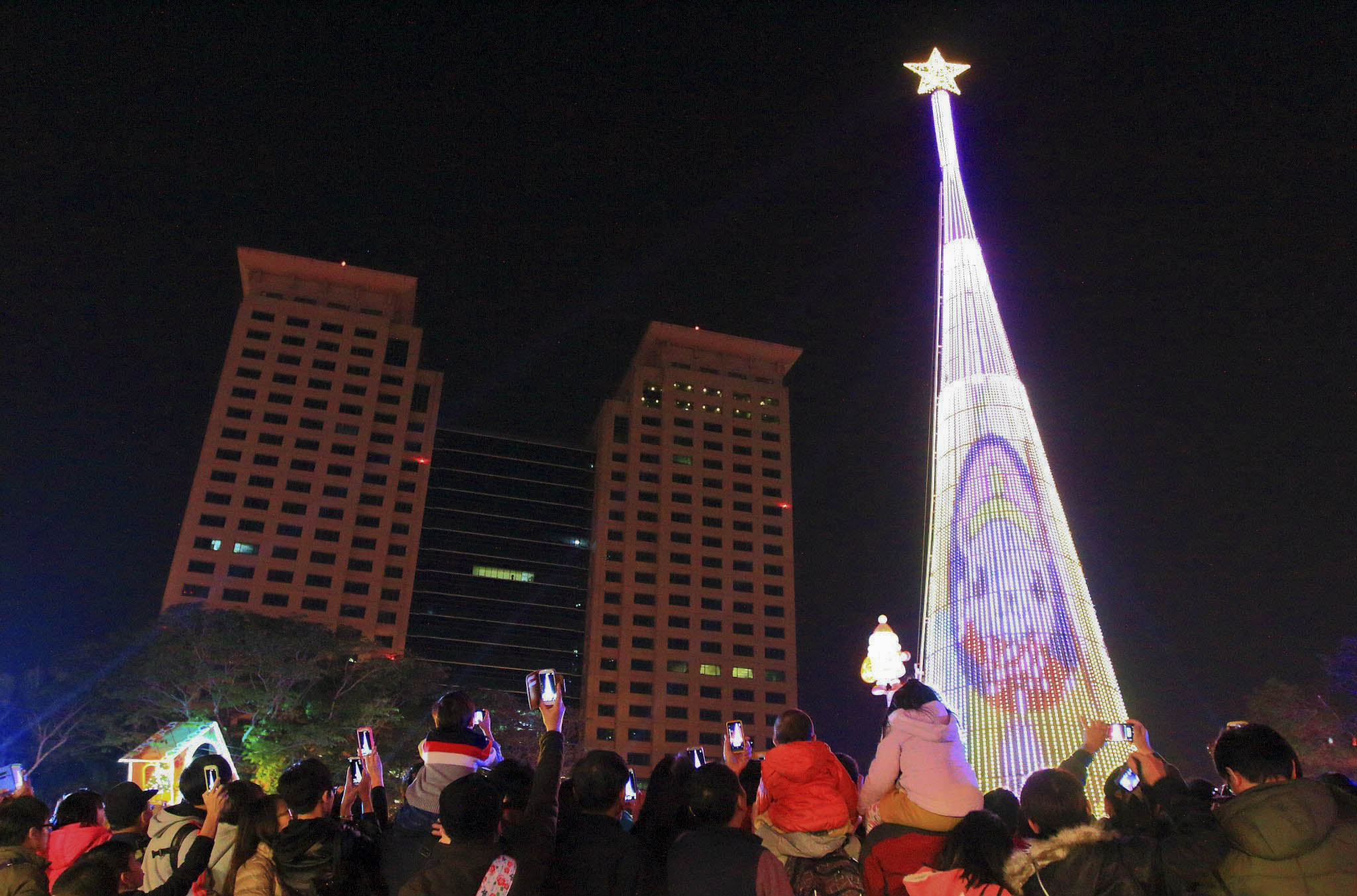 http://i.dcview.tw/gallery/201312/9b2527074508261e6e0db9c7b52f5ef9.jpg