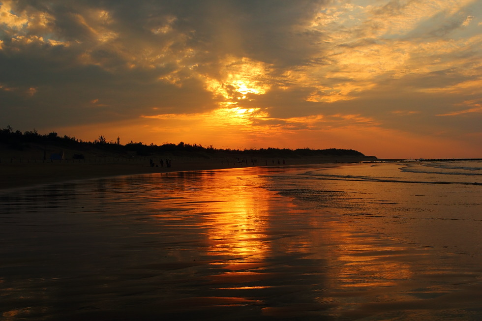 http://i.dcview.tw/gallery/201312/aa1a7125ad77f830ad085b1475e41fd1.jpg