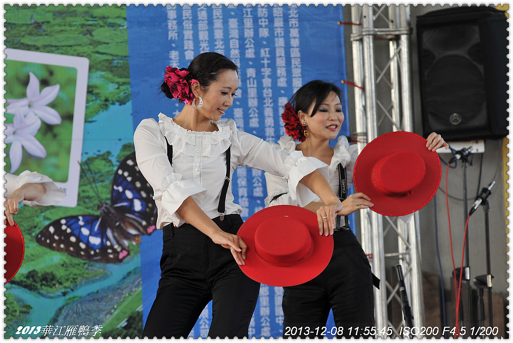 http://i.dcview.tw/gallery/201312/ae8a53238a8e7856def7ae4f5553e25c.jpg