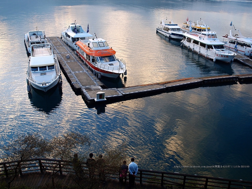 http://i.dcview.tw/gallery/201312/b3f303541a5dbb20a73caab25a571605.jpg