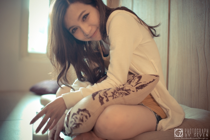 http://i.dcview.tw/gallery/201312/c4b10aa09a4047f4378f2814f30c4cb5.jpg