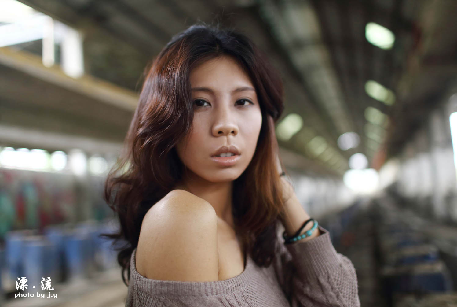 http://i.dcview.tw/gallery/201312/c6d1d55df4a90148521558ac7c83878e.jpg