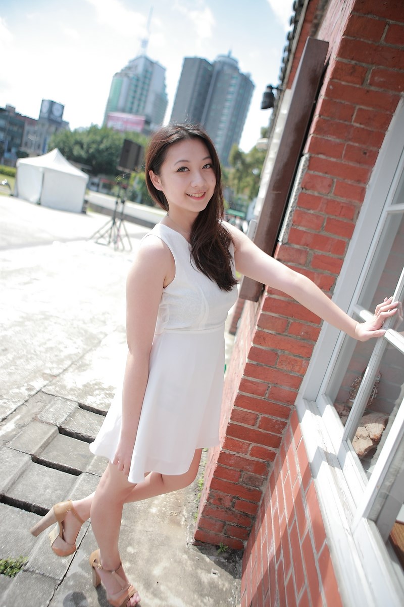 http://i.dcview.tw/gallery/201401/0b4fb4983d018908c4d57006c47b0a01.jpg