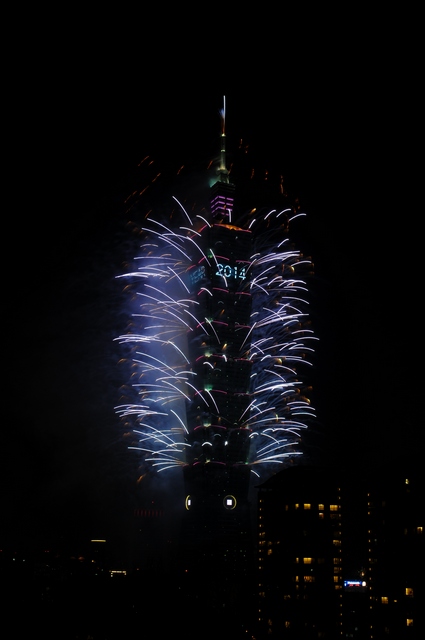 http://i.dcview.tw/gallery/201401/1d16705ac8c5ef22fdf9208ce578b1c6.jpg