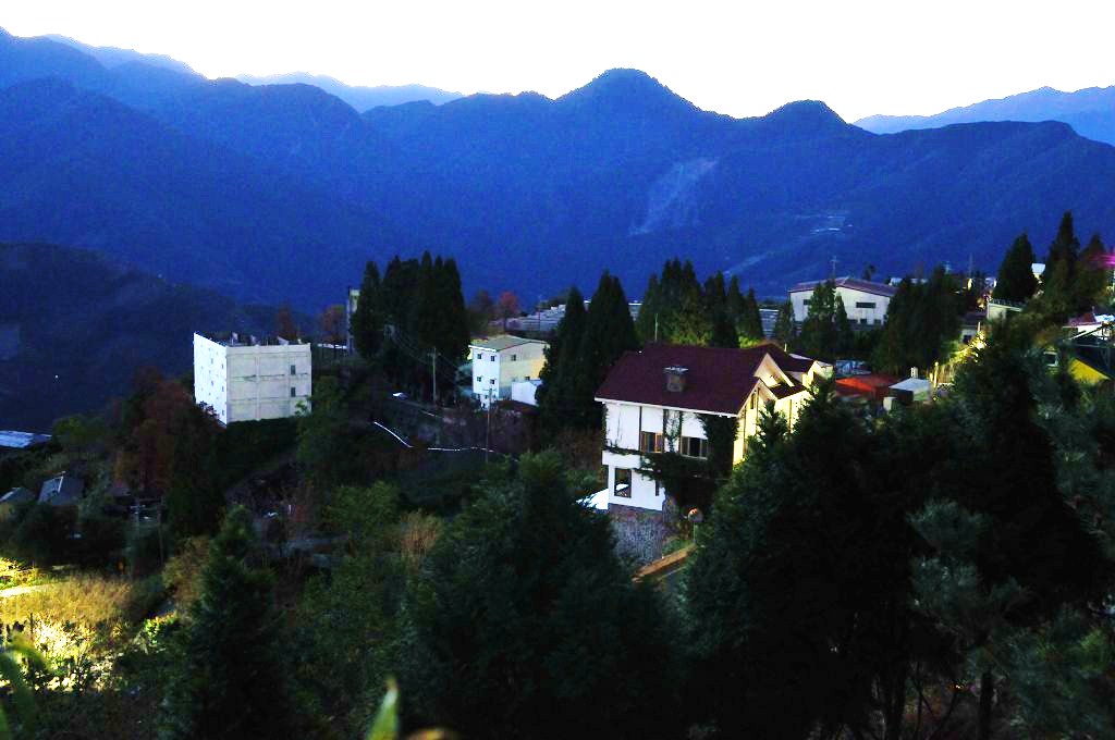 http://i.dcview.tw/gallery/201401/251df3967013e2e15fc616f7fc640ab4.jpg