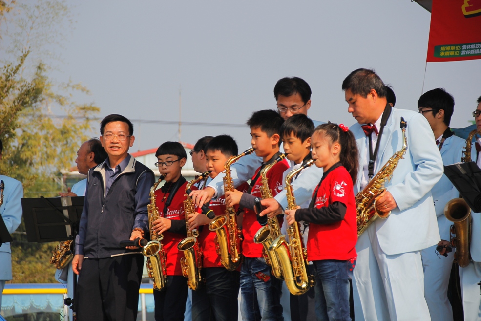 http://i.dcview.tw/gallery/201401/2c09cf69fbb08ab0d2016f3556c5ec67.jpg