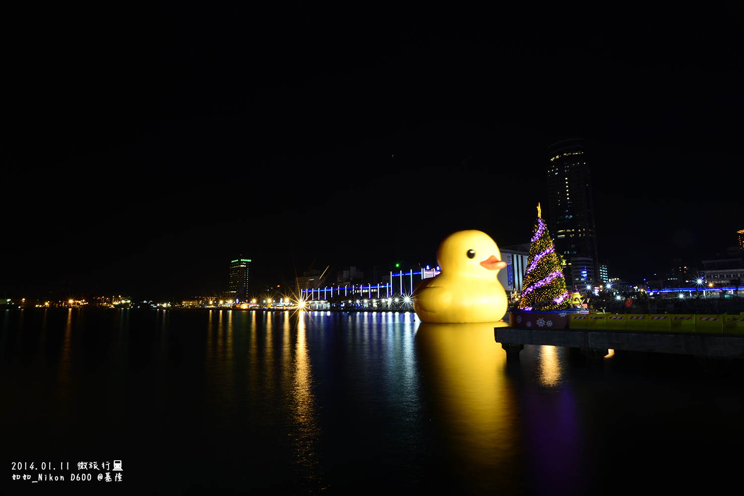 http://i.dcview.tw/gallery/201401/8bb62f4be4160408c3bcd76ab603be8b.jpg