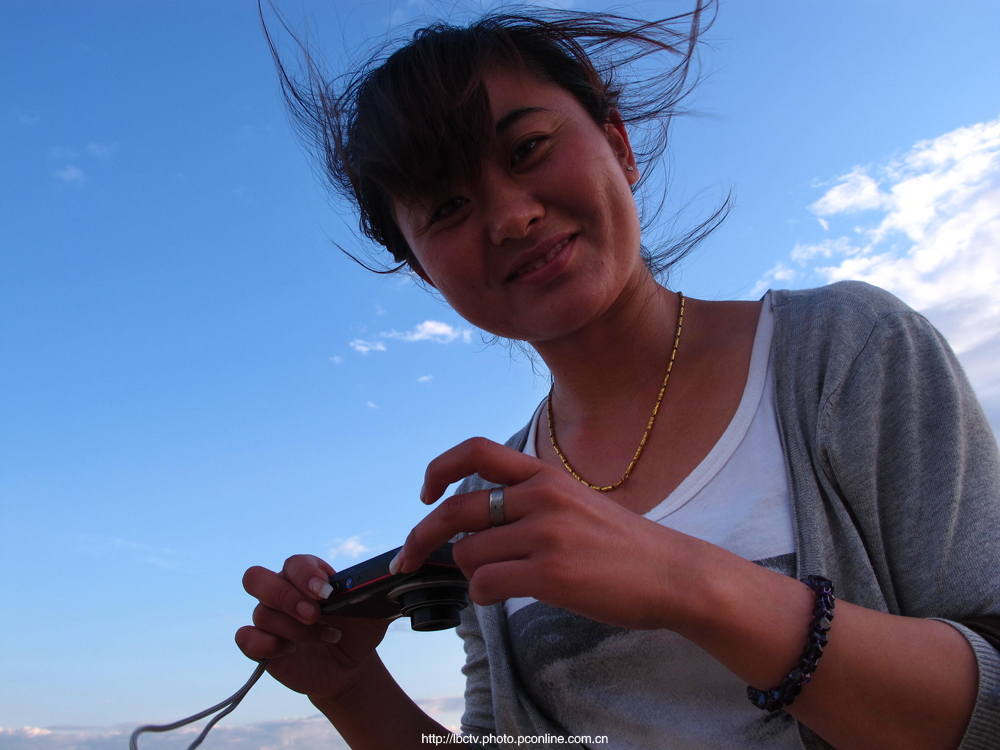 http://i.dcview.tw/gallery/201401/cbb815f50d59226e2075ab18ad5ebbd2.jpg