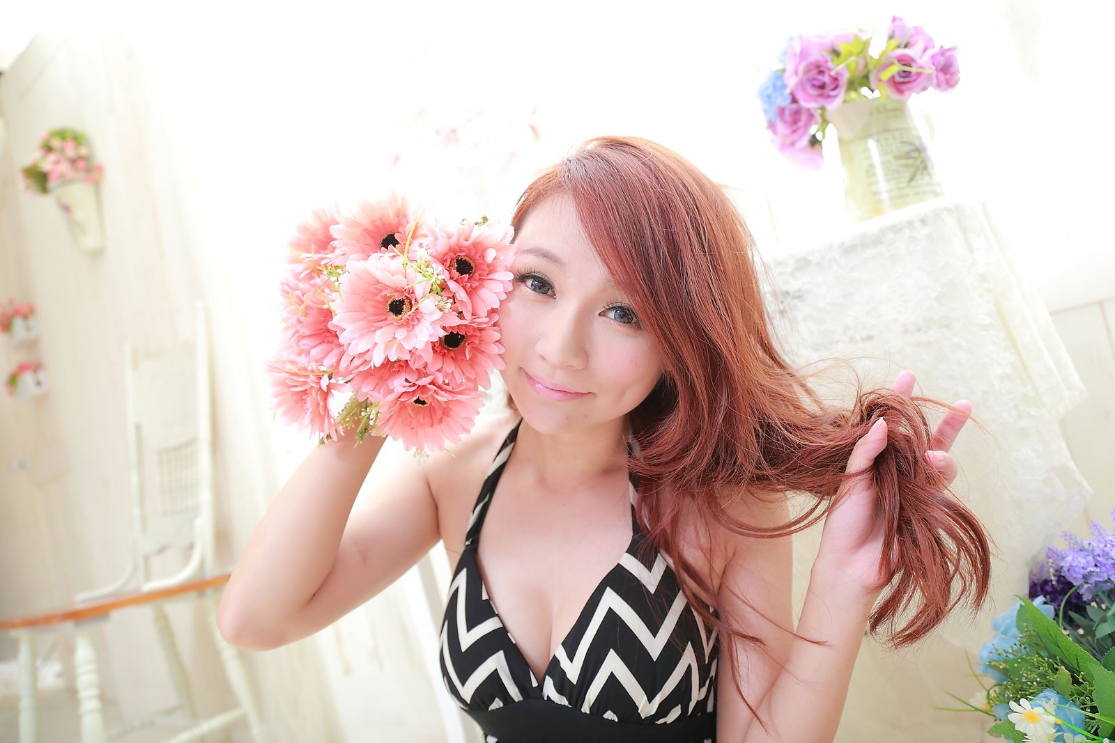 http://i.dcview.tw/gallery/201401/d81d083b7806f44e8253711b572310f2.jpg