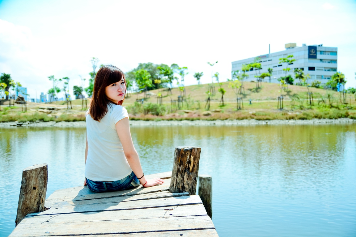 http://i.dcview.tw/gallery/201402/3fb14d0786ee37d62d47345fd6eefb18.jpg