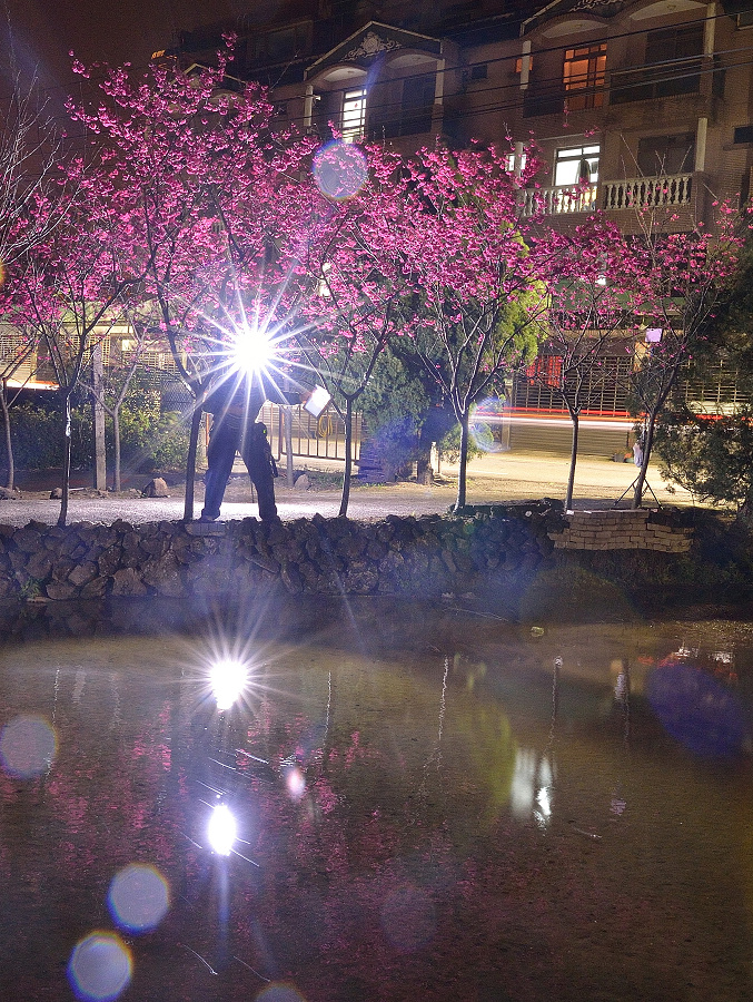 http://i.dcview.tw/gallery/201402/c6634d18fb55ac418daa01d6a601d2ad.jpg