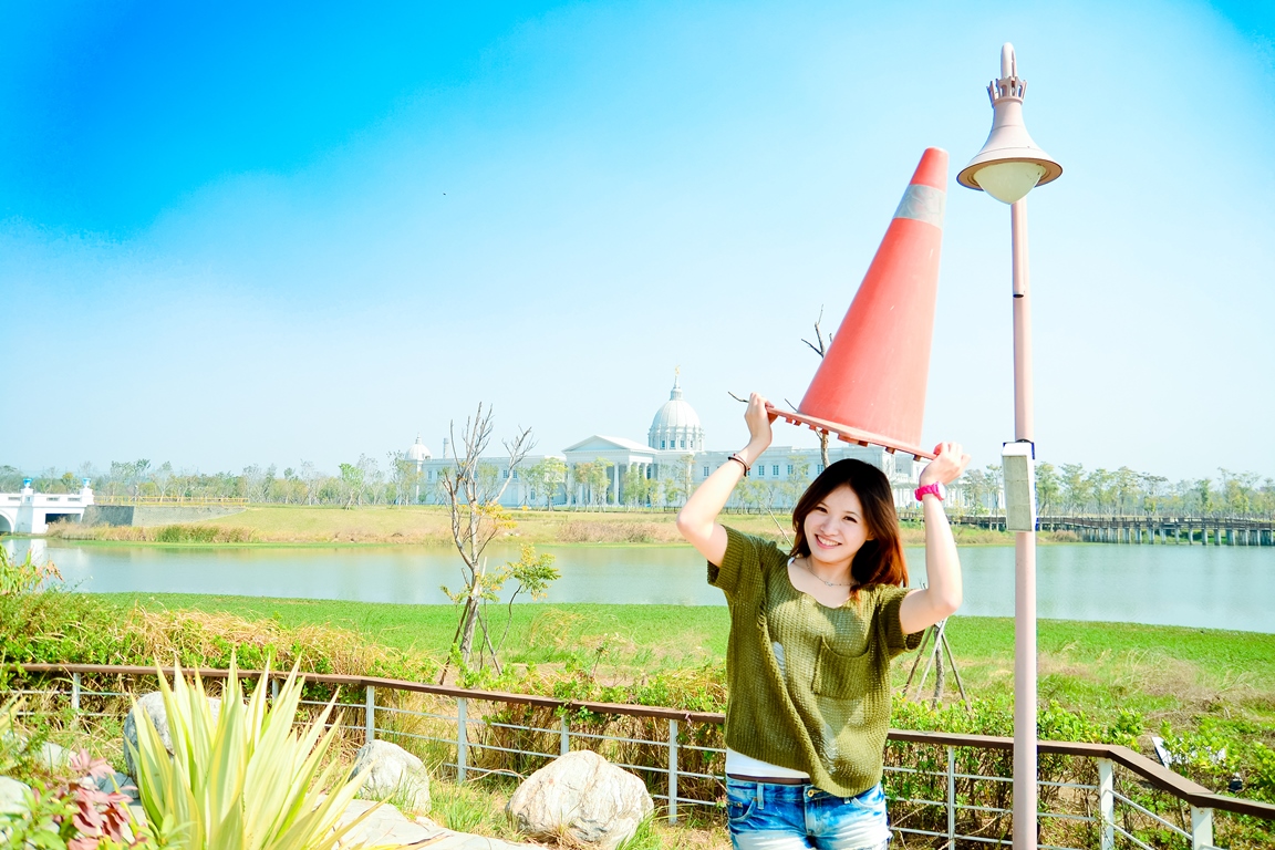 http://i.dcview.tw/gallery/201403/0999a4f676e6b852da1b7fcbc04f4104.jpg