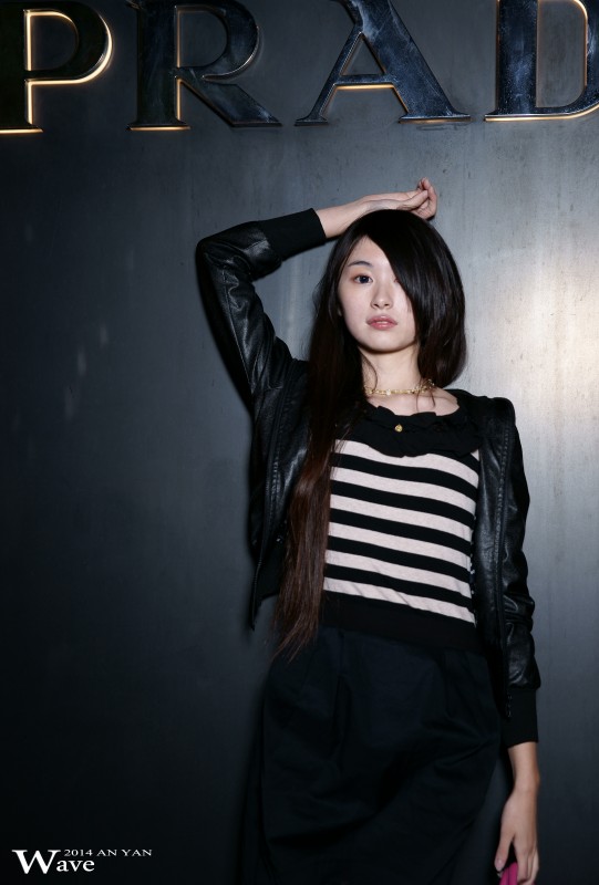http://i.dcview.tw/gallery/201403/568d2585c02842b7010db329e4a83f1d.jpg
