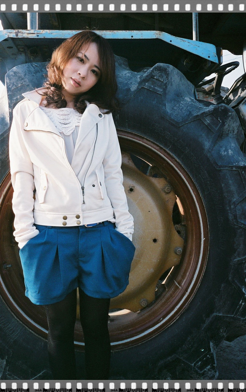 http://i.dcview.tw/gallery/201403/8e2e2c44a6e8f086eac7acfff1f05513.jpg