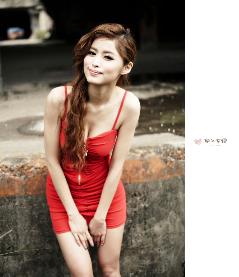 http://i.dcview.tw/gallery/201403/de679a97be2f79716094451776454edf.jpg