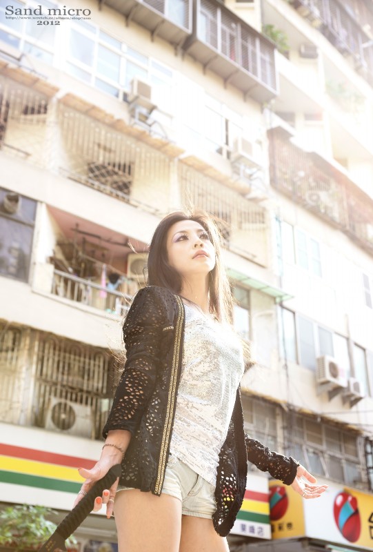 http://i.dcview.tw/gallery/201404/6c8788696fdb3b6e465dbe770776732d.jpg