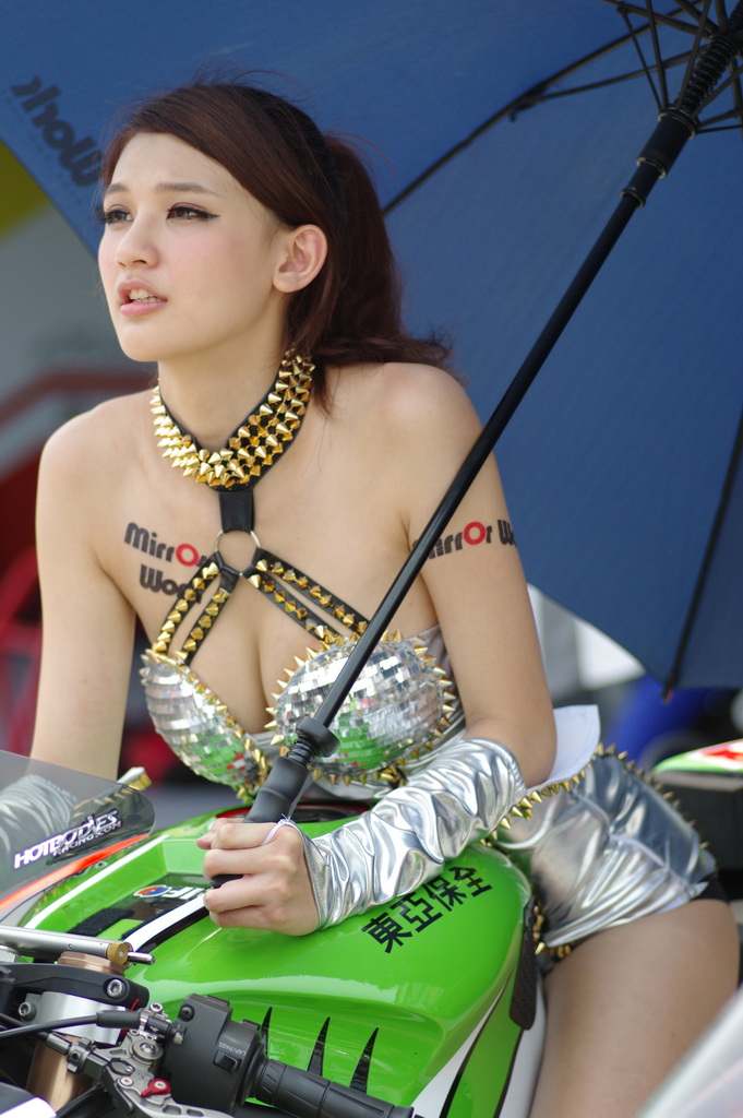 http://i.dcview.tw/gallery/201404/db7f7b81962bad1802a9270ce8371709.jpg
