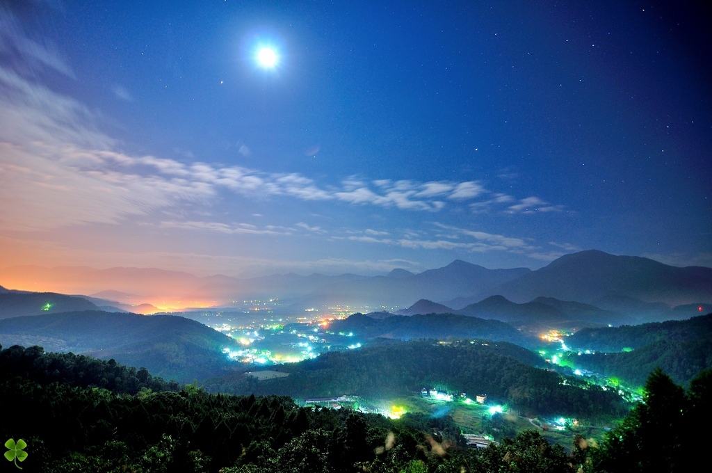 http://i.dcview.tw/gallery/201405/11df757d9e26a588cbf370ad1dc7ca57.jpg