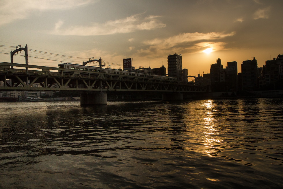 http://i.dcview.tw/gallery/201405/5bf7f91f609540f141e20bee53dc67d4.jpg