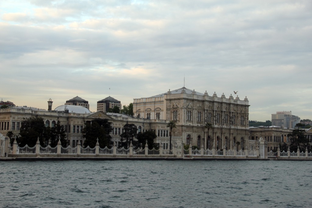 http://i.dcview.tw/gallery/201405/d7f325f9b813d318ab3de8e292c3cee3.jpg