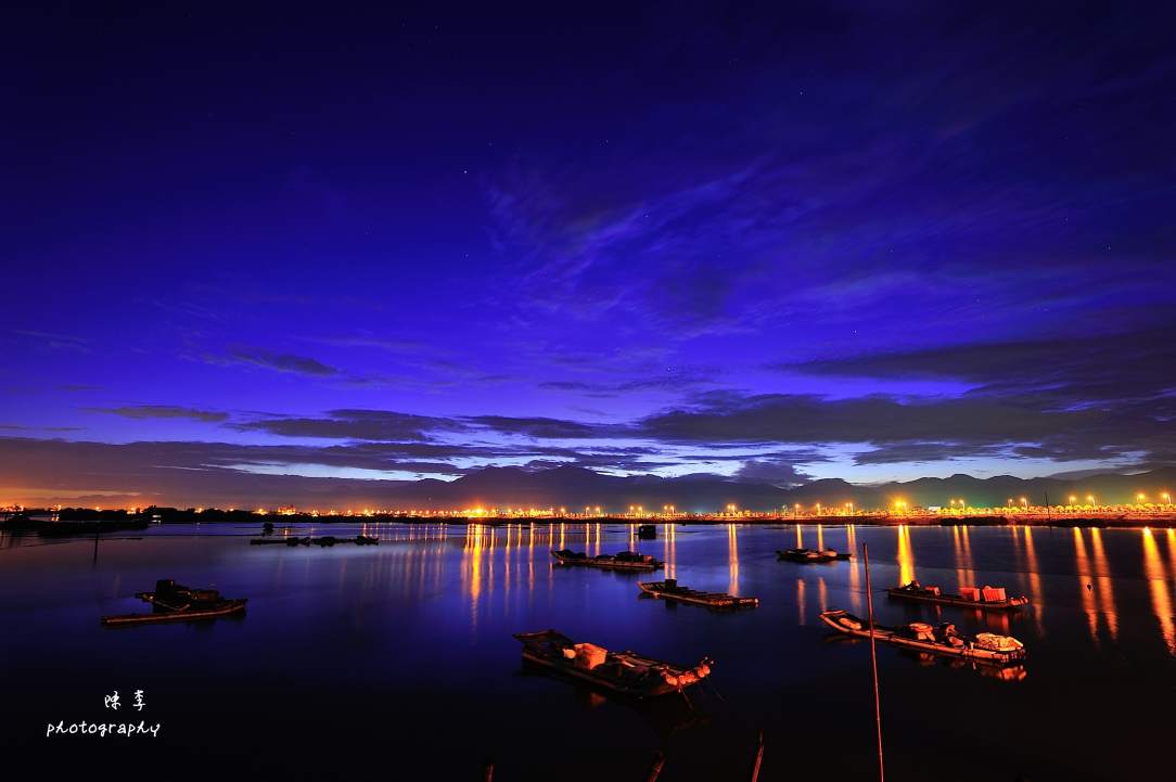 http://i.dcview.tw/gallery/201405/f9f5bde9391a48077e5ad38f93c3733d.jpg