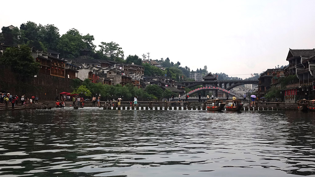http://i.dcview.tw/gallery/201406/835b1c1551e0653b26b3172913836eb5.jpg