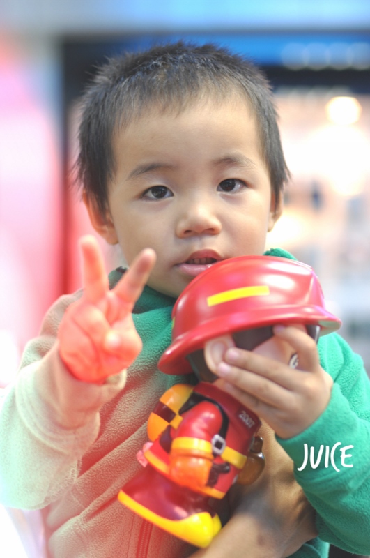 http://i.dcview.tw/gallery/201406/92940c3250e75dbb75ec525bb6036a2d.jpg