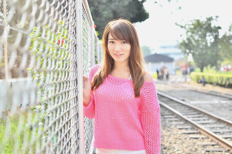 http://i.dcview.tw/gallery/201406/ba6aae6503703e9cc35befe7cc277d76.jpg