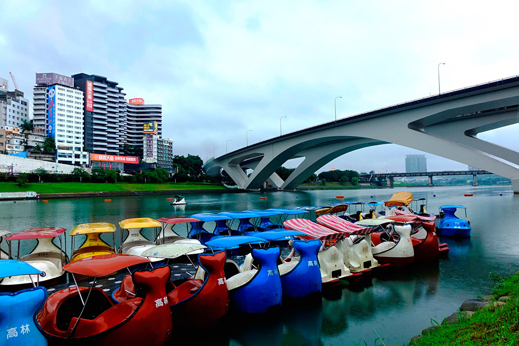 http://i.dcview.tw/gallery/201406/f1ee90558932463df88d3faf9d43bee8.jpg